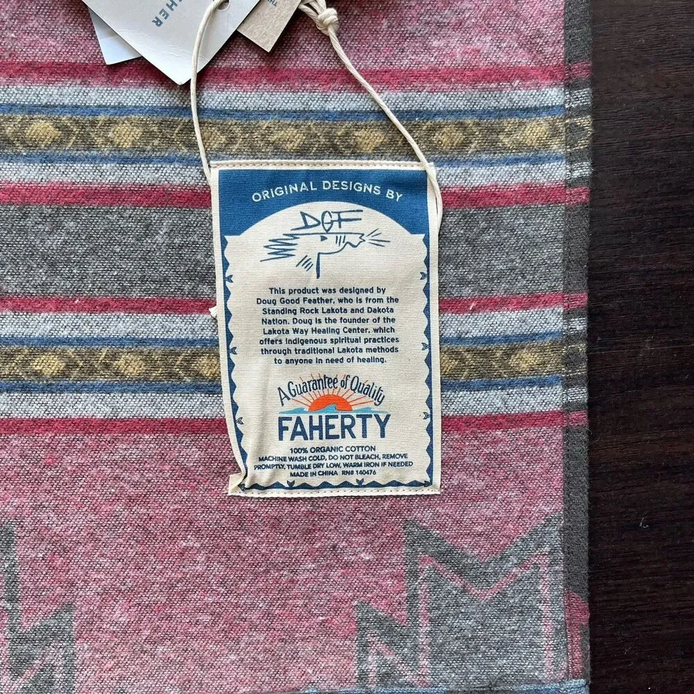 Faherty x Doug Good Feather Adirondack Blanket 52x72 Woven Organic Cotton Beach
